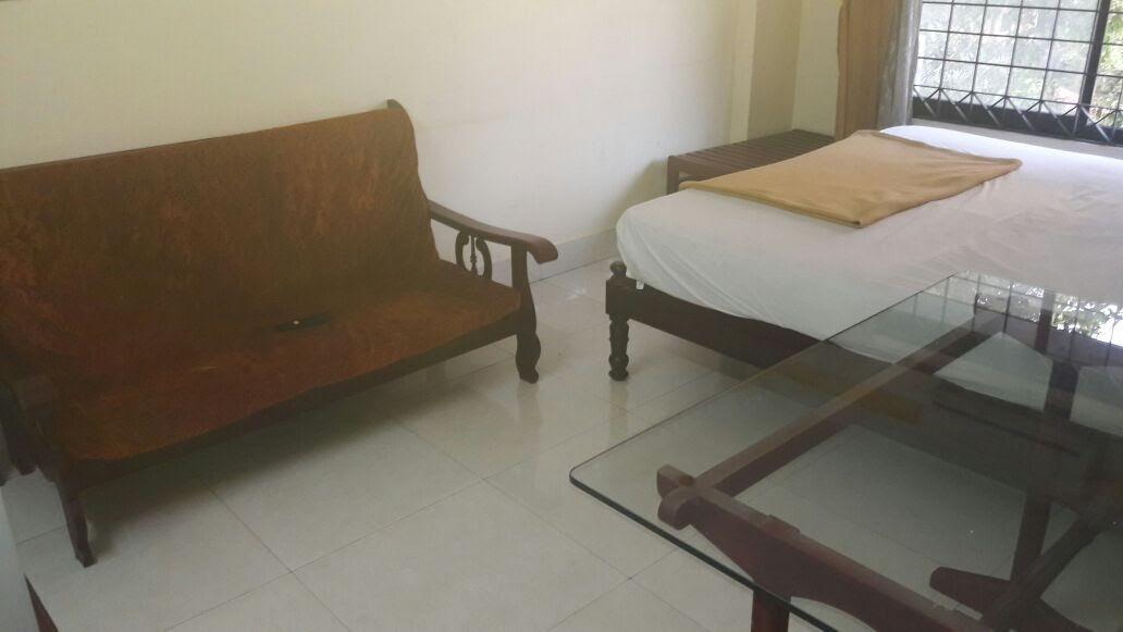Poonthanam Guest House Guruvāyūr Eksteriør bilde