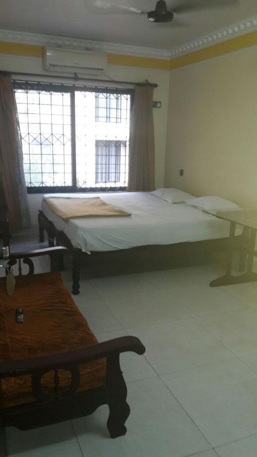 Poonthanam Guest House Guruvāyūr Eksteriør bilde